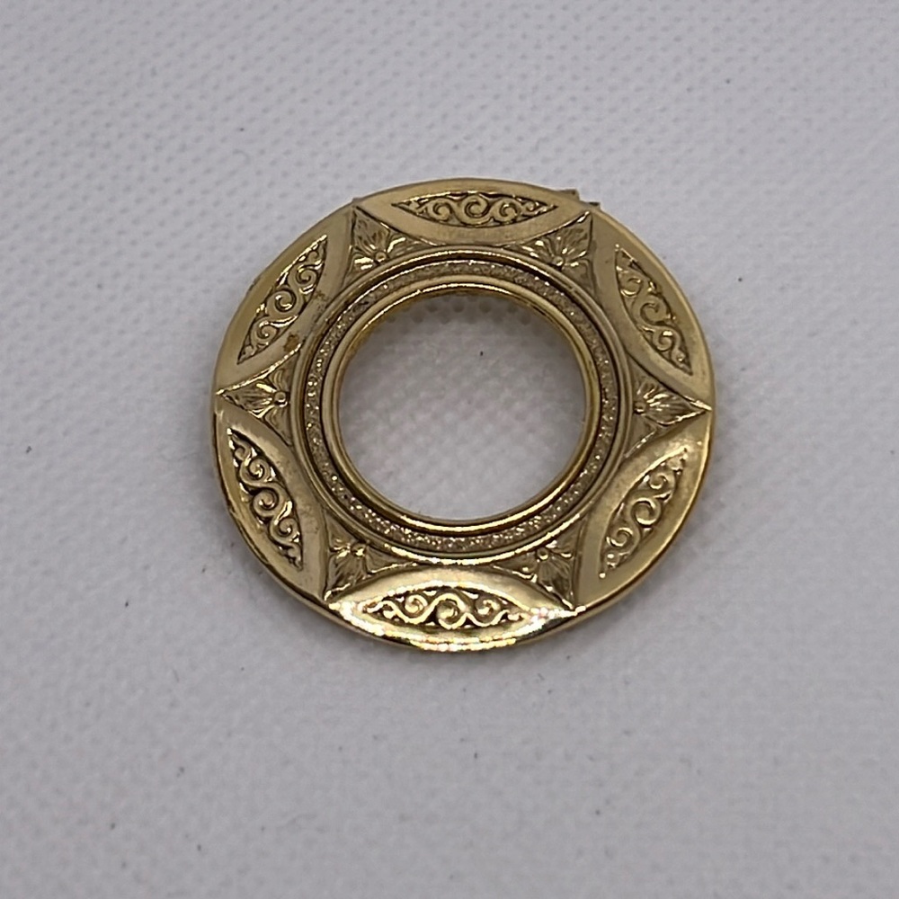 Vintage scarf clip, gold tone